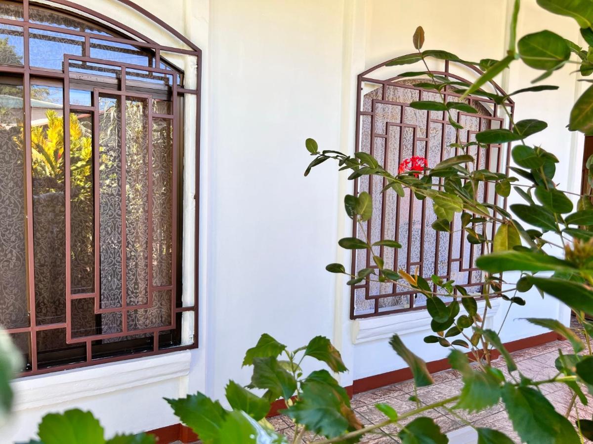 Natural Experience House Tortuguero Exterior photo