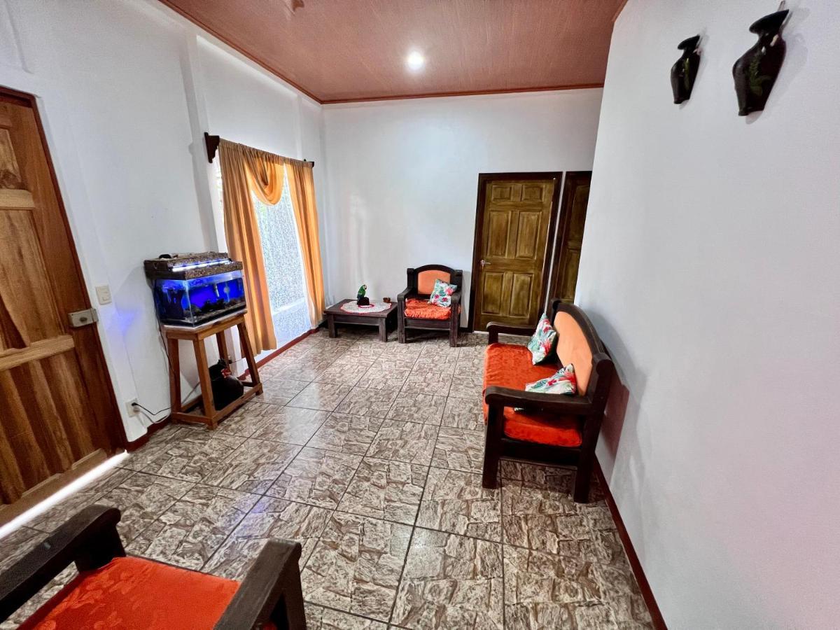 Natural Experience House Tortuguero Exterior photo