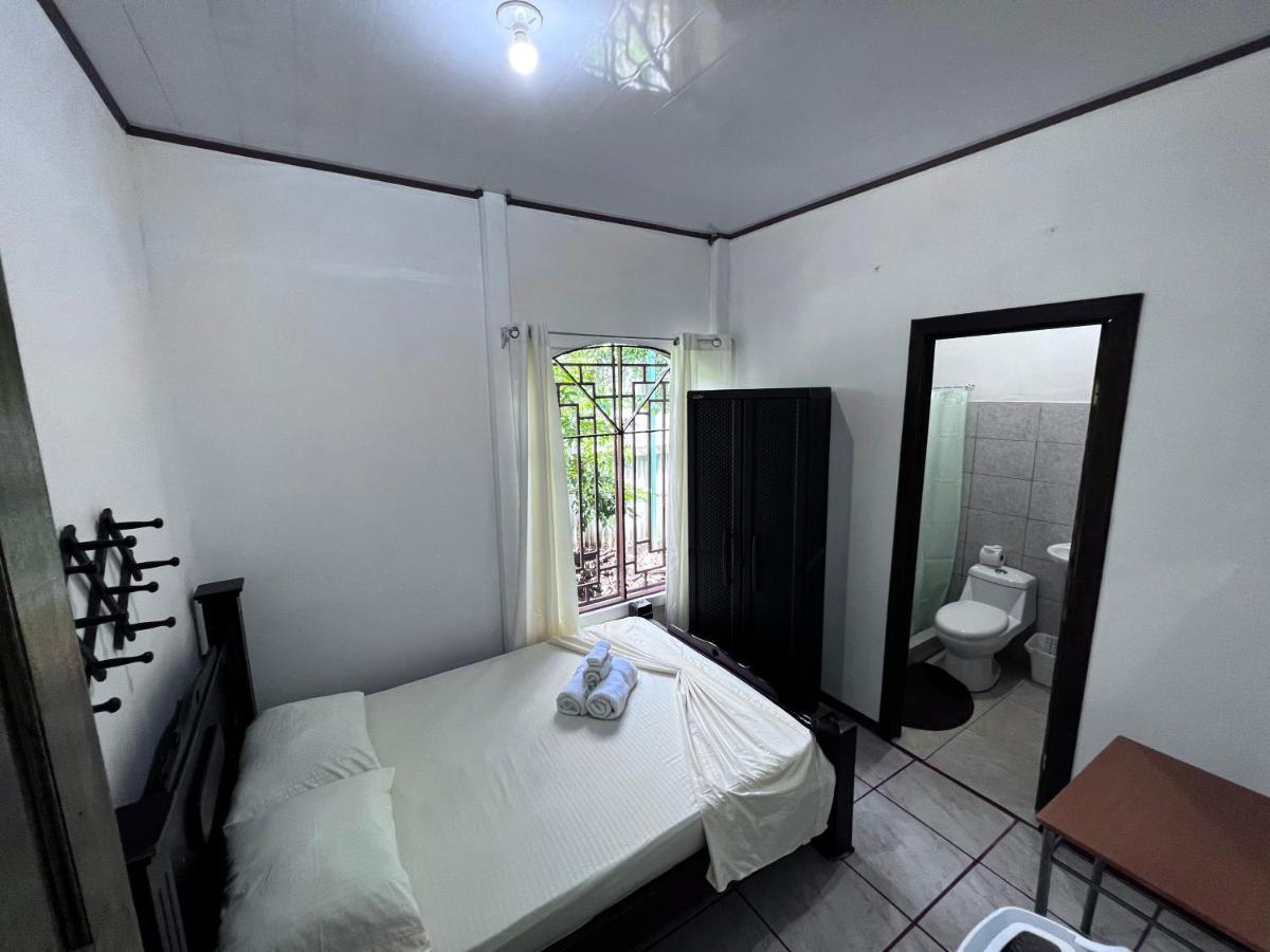 Natural Experience House Tortuguero Exterior photo